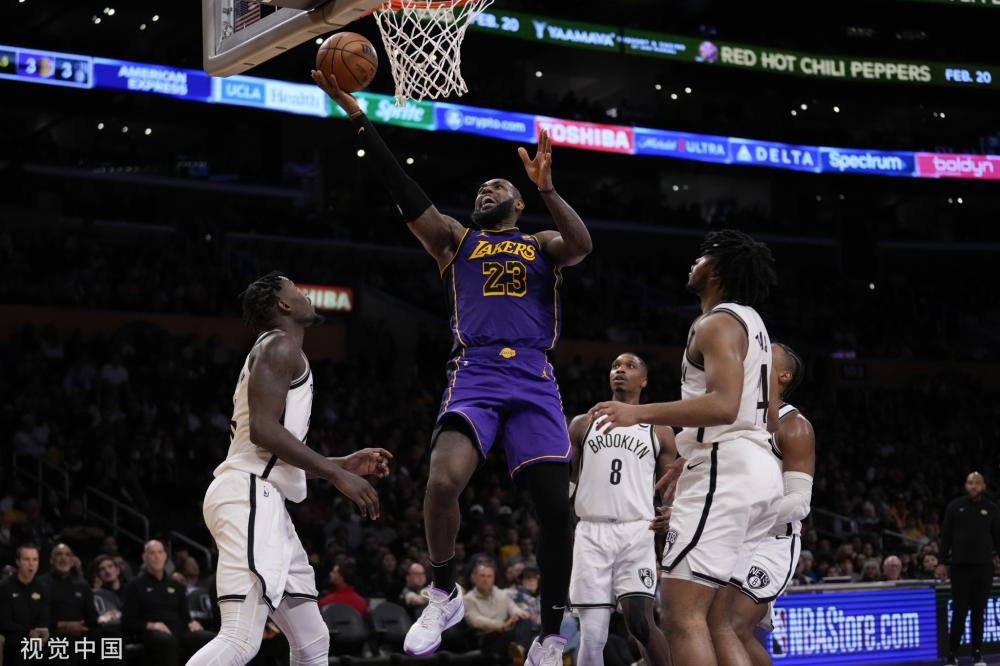 在绿茵场上 在绿茵场上