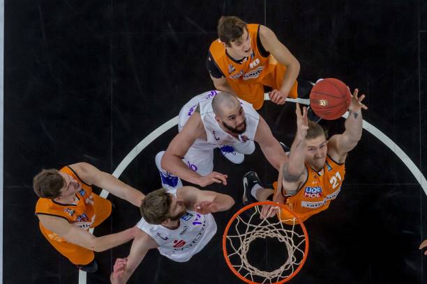 篮在季前赛 篮在季前赛