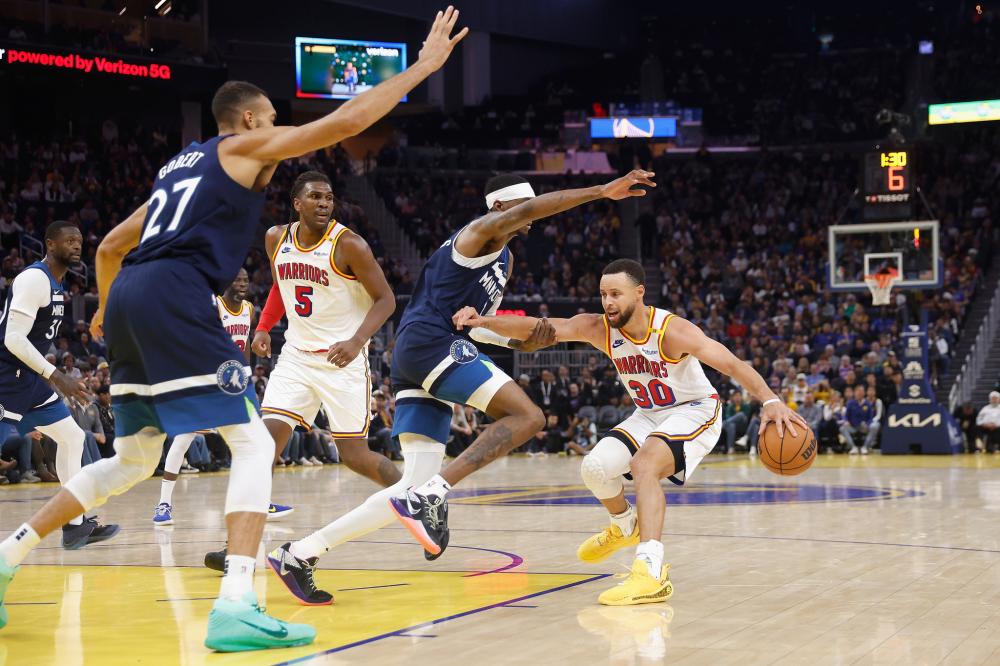 出球员的决 出球员的决